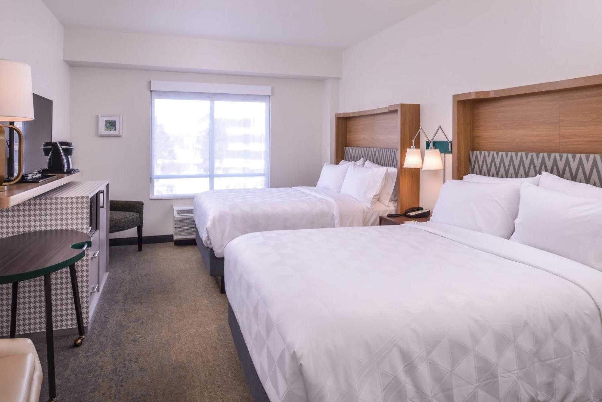 Holiday Inn Detroit Northwest - Livonia By Ihg Exterior photo